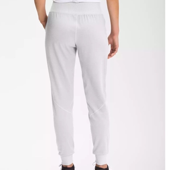 NWT The North Face Grey Joggers med-light weight - Picture 2 of 7